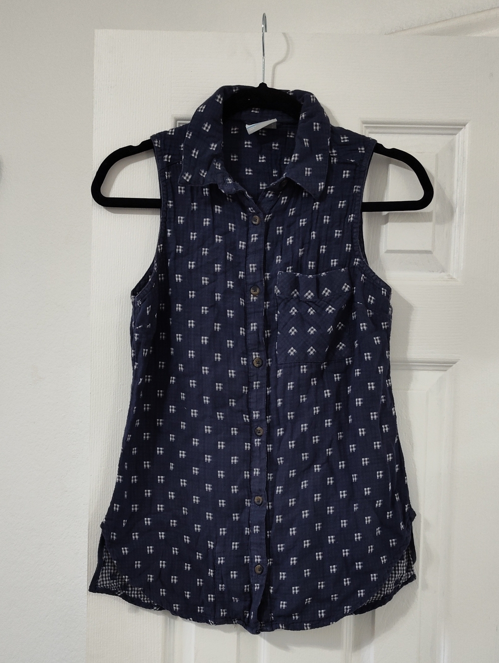 Columbia Navy Sleeveless Button-Down